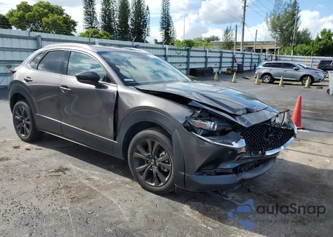 2021 Mazda Cx-30 Premium z USA, uszkodzony, nr VIN 3MVDMBDY8MM230159